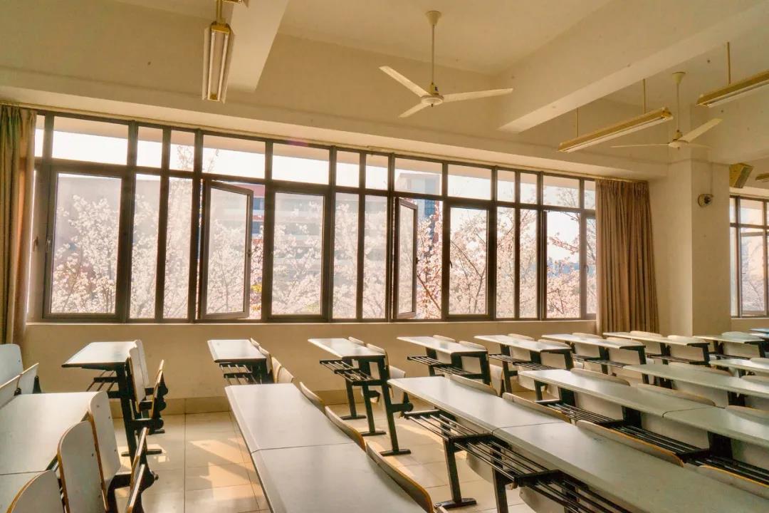 高校毕业生云答辩注意事项,云师大毕业答辩