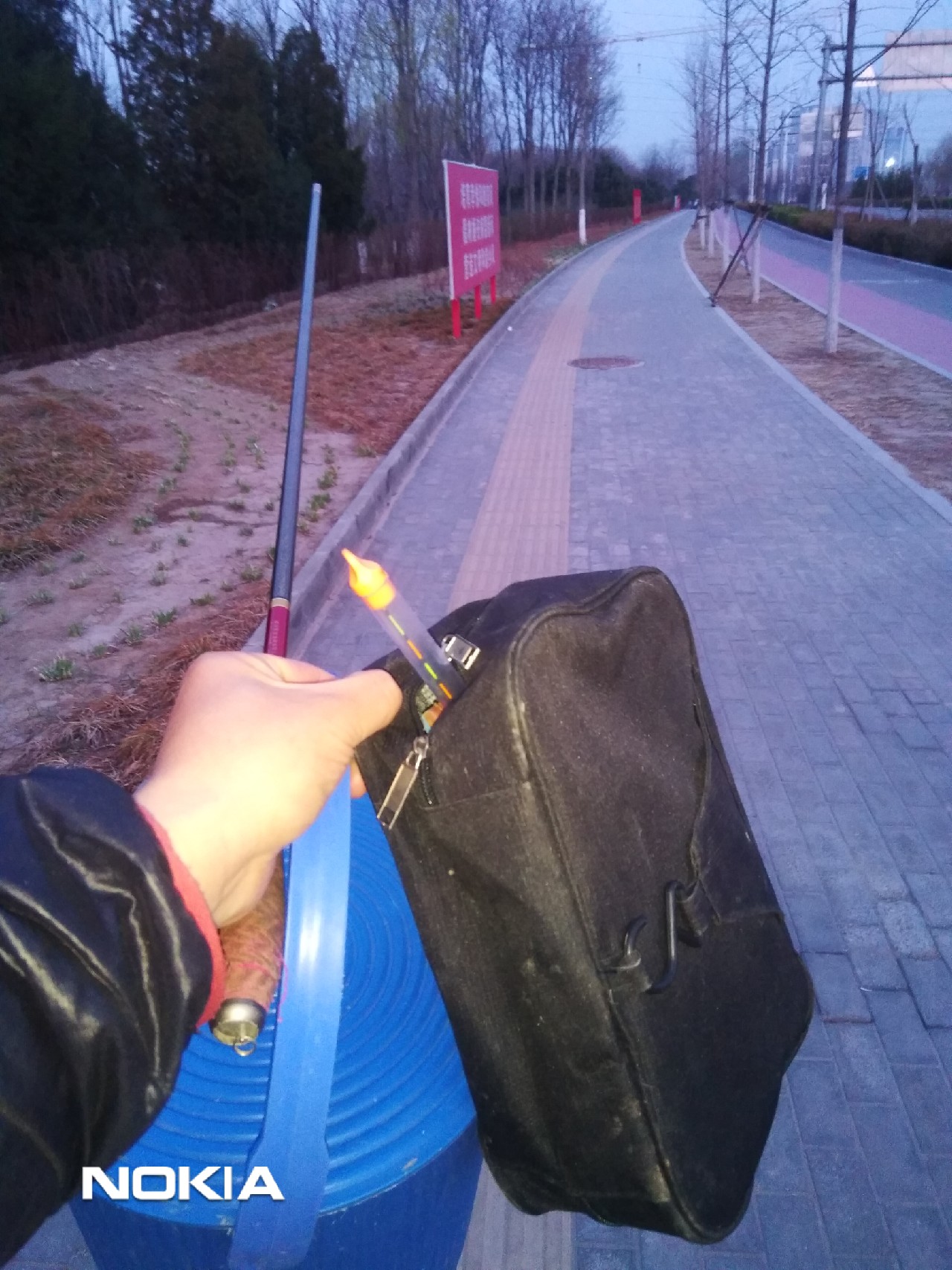 浅析立足现有装备解决抛竿支撑问题