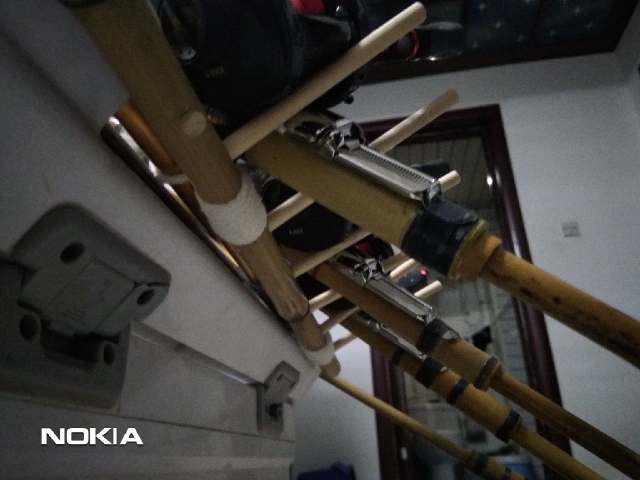 浅析立足现有装备解决抛竿支撑问题