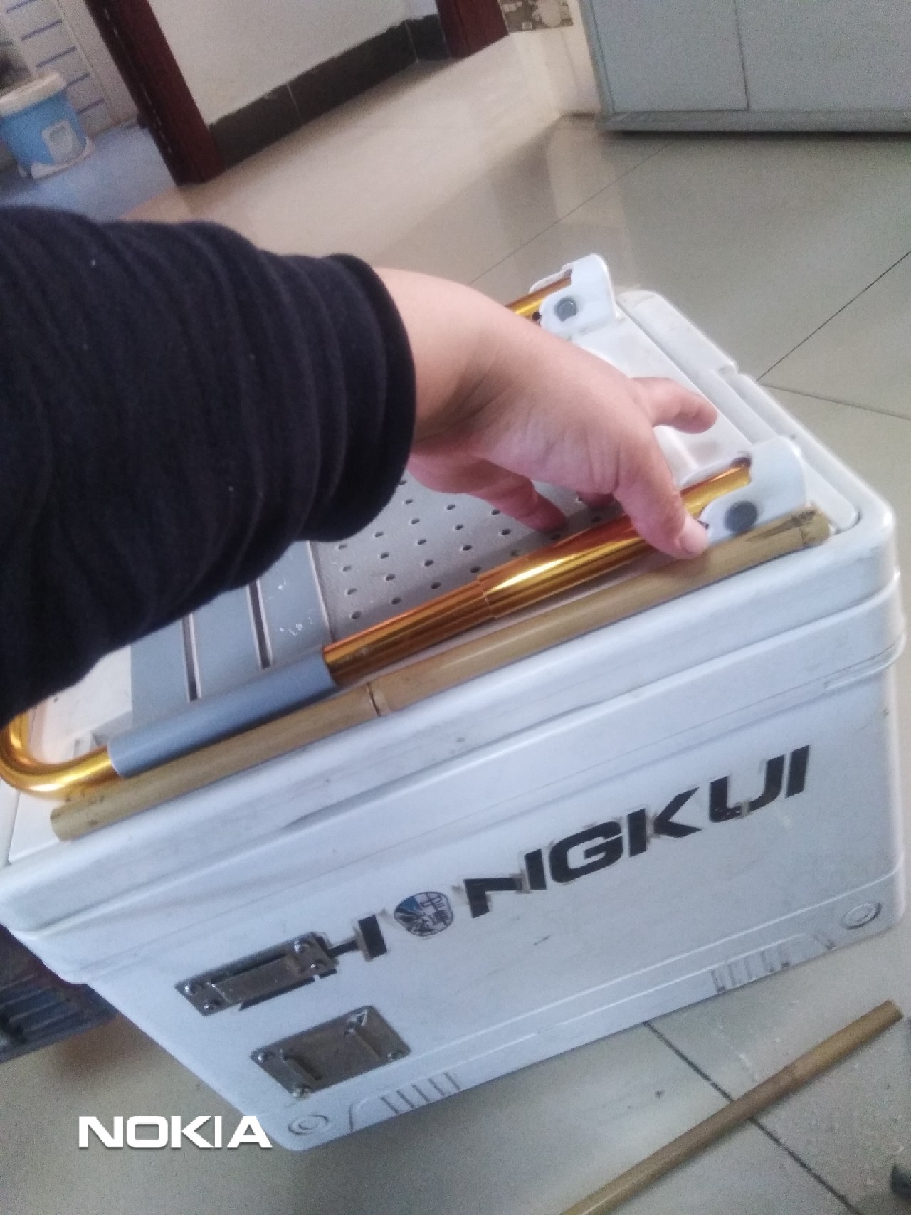 浅析立足现有装备解决抛竿支撑问题