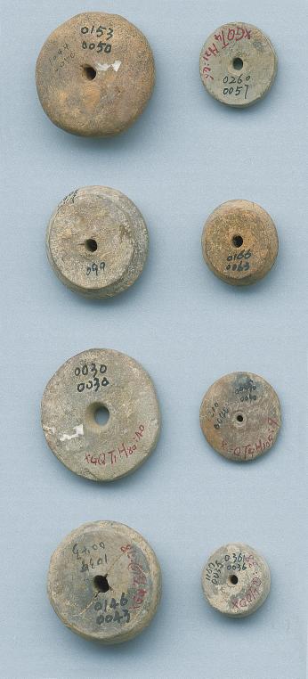 刺绣工艺流程,女性手工刺绣图片