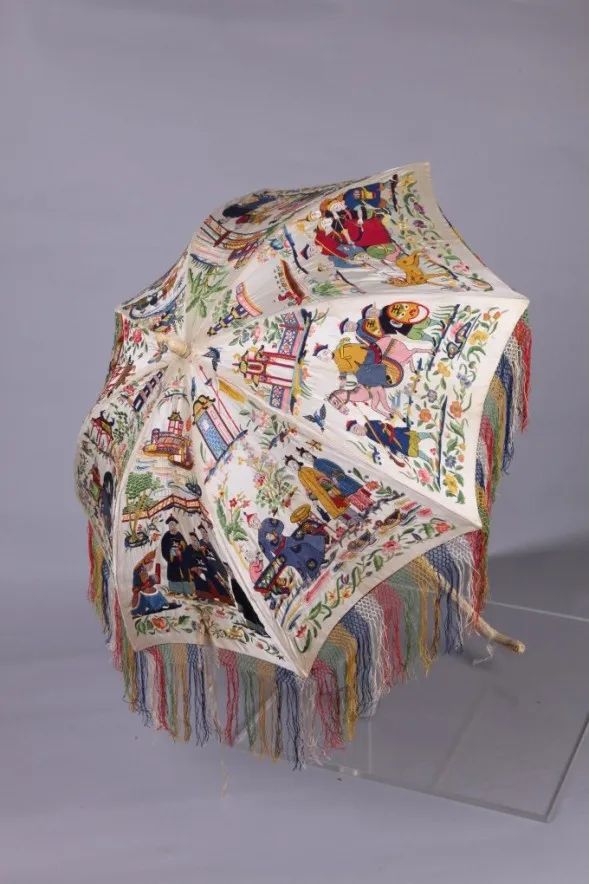 刺绣工艺流程,女性手工刺绣图片