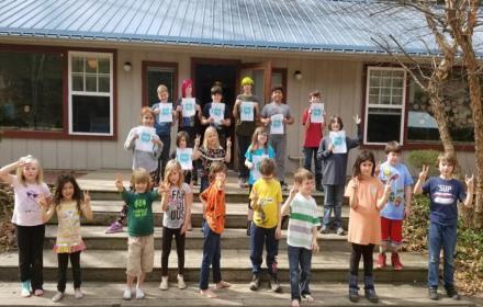兰溪的孩子们为大洋彼岸同龄人送去祝福,诗歌、图画架起友谊桥梁