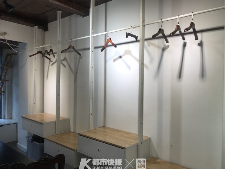 体育场路开了20年的外贸女装店不开了？不少买过他家衣服的杭州姑娘如今已做了妈妈