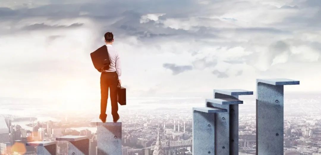 房企人事动荡频发,房企人事变动激烈