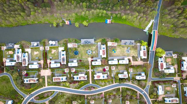 海洪宁静,海洪宁静海涛宁谧什么意思