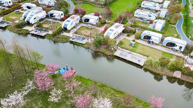 海洪宁静,海洪宁静海涛宁谧什么意思