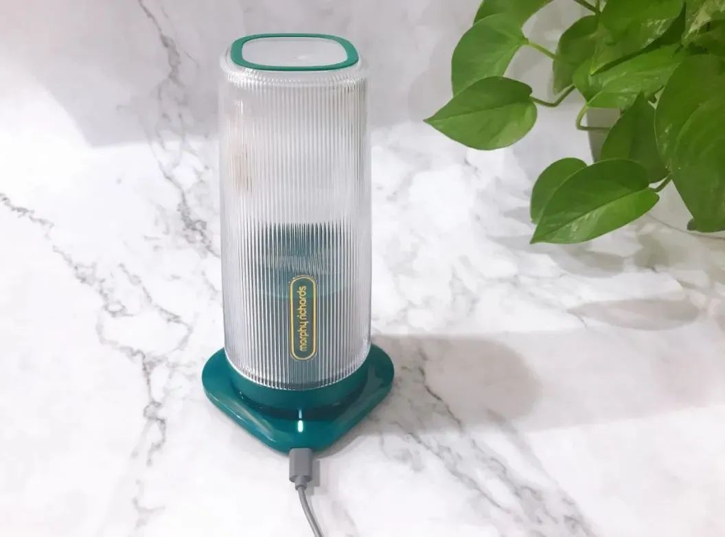 摩飞榨汁杯免费换新 (摩飞榨汁杯和气泡榨汁杯)