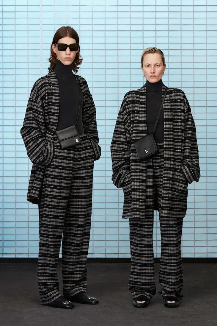 不能错过近年来大火的方头鞋,bv方头鞋推荐