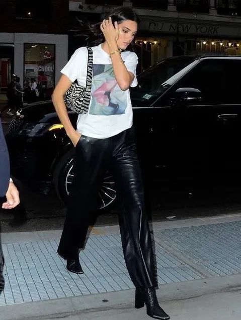 不能错过近年来大火的方头鞋,bv方头鞋推荐