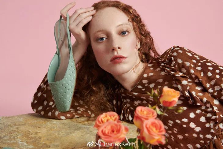 不能错过近年来大火的方头鞋,bv方头鞋推荐