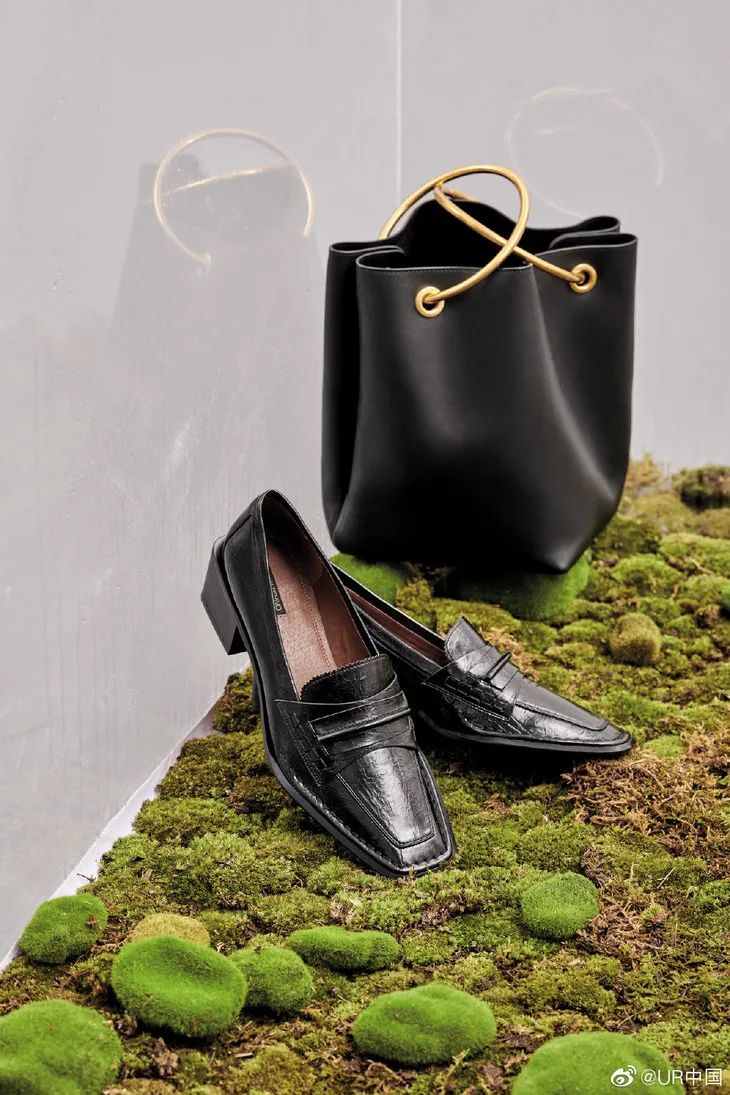 不能错过近年来大火的方头鞋,bv方头鞋推荐