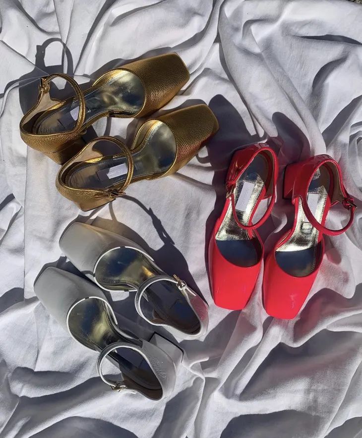 不能错过近年来大火的方头鞋,bv方头鞋推荐