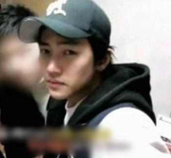 池昌旭出道10年,池昌旭从小到大的经历