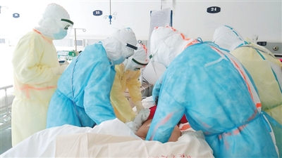 山东青岛首批援鄂医疗队,山东齐鲁医院援鄂医疗队