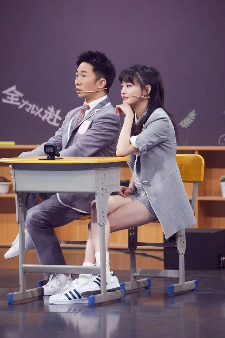 易烊千玺同款闪电帆布鞋,终于买到易烊千玺同款鞋