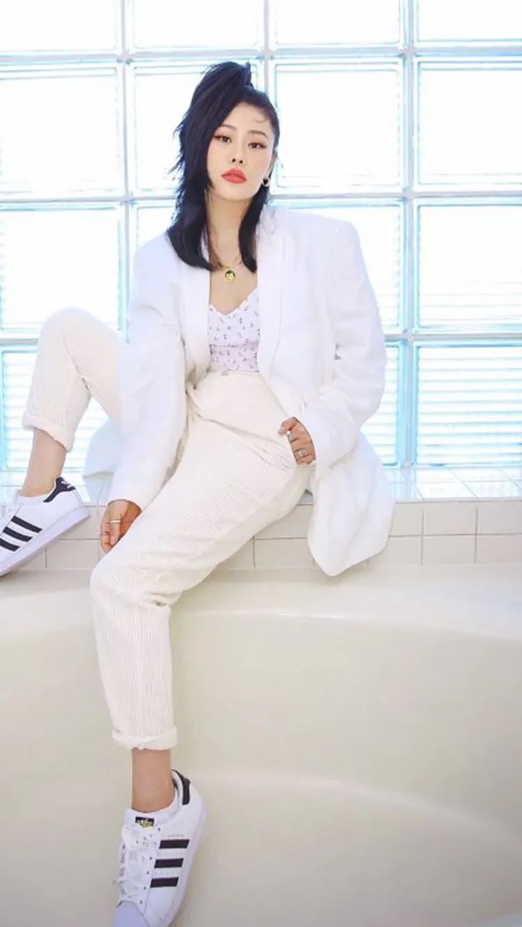 易烊千玺同款闪电帆布鞋,终于买到易烊千玺同款鞋