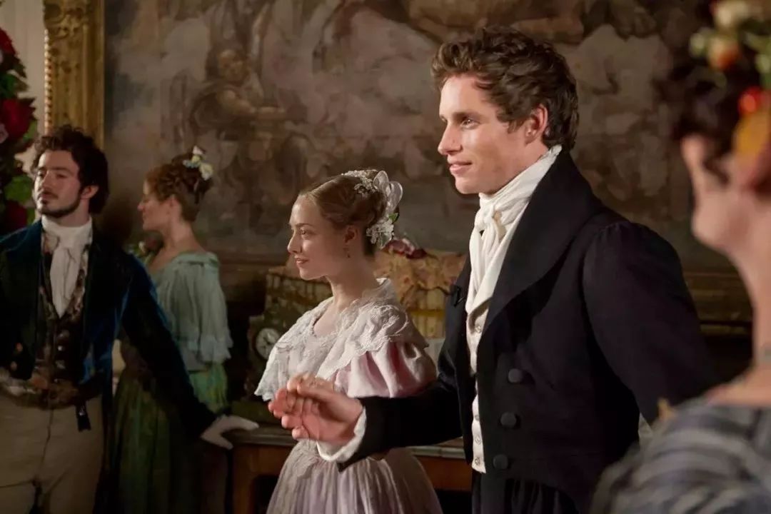 英国人被嘲几十年的黄牙口臭，终于靠它洗白了