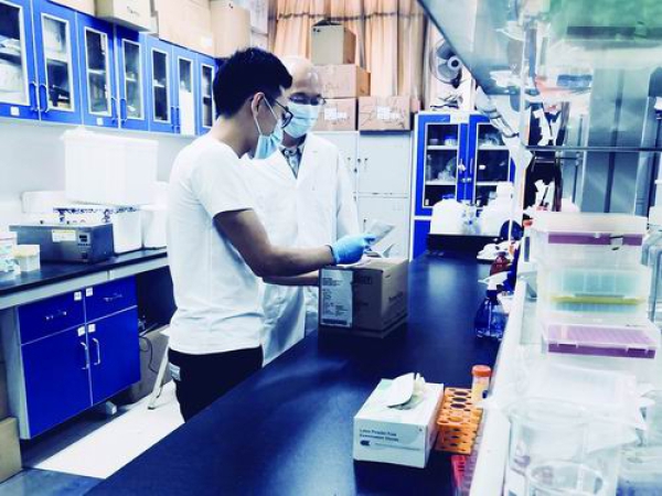 疫情下我们要坚持什么总策略,疫情下他们坚守岗位的视频