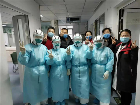 硬核!敢在危难时刻挺身而出!石景山这两支医疗团队给力!点赞~