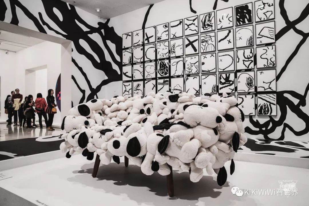 金秋澳洲行|被恶搞还求翻牌子？KAWS---一个被大牌「偏爱」的艺术家