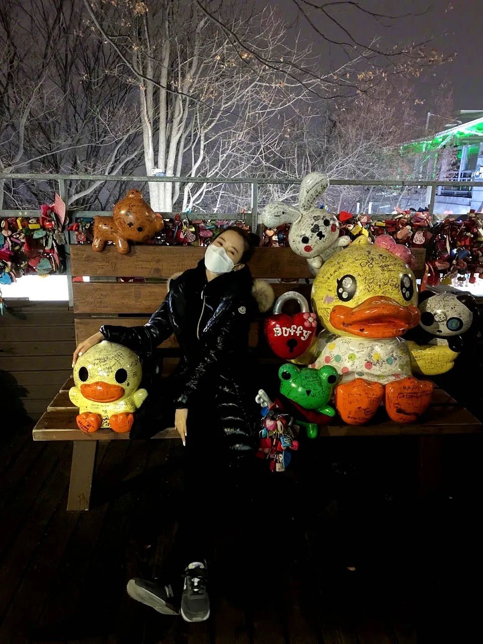 为什么戴上口罩会闷痘,为什么戴口罩就长痘