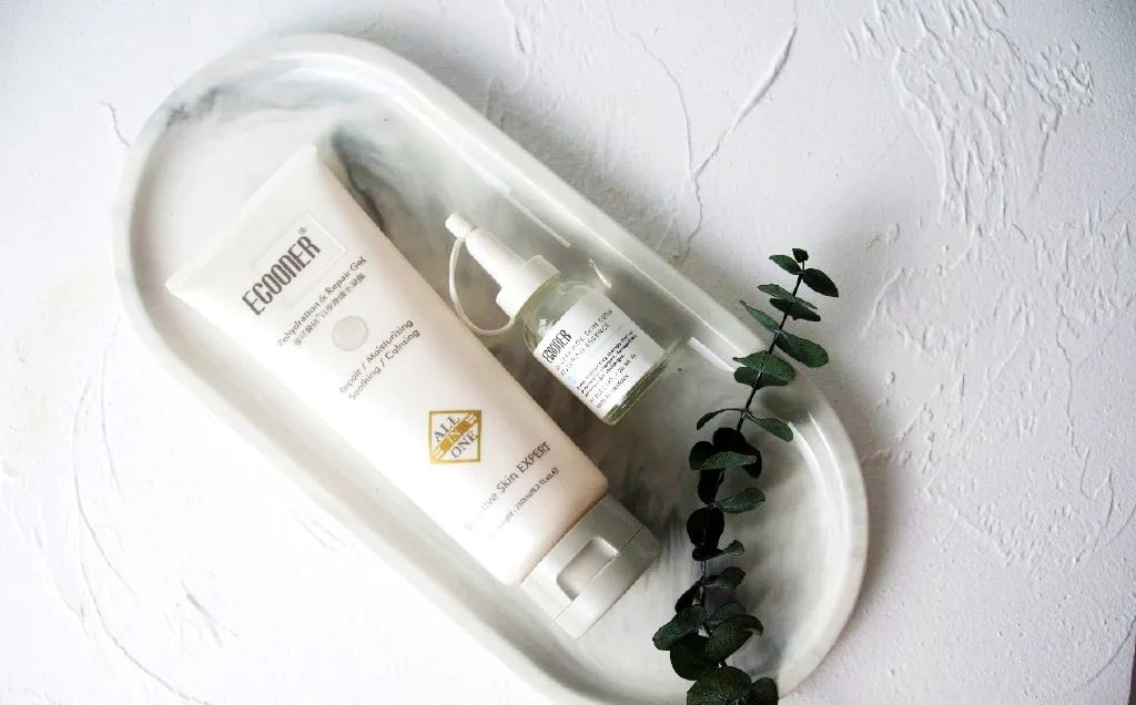 为什么戴上口罩会闷痘,为什么戴口罩就长痘