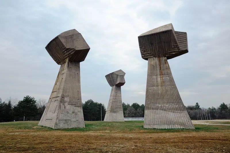 连塞尔维亚都不懂，你算哪门子老铁