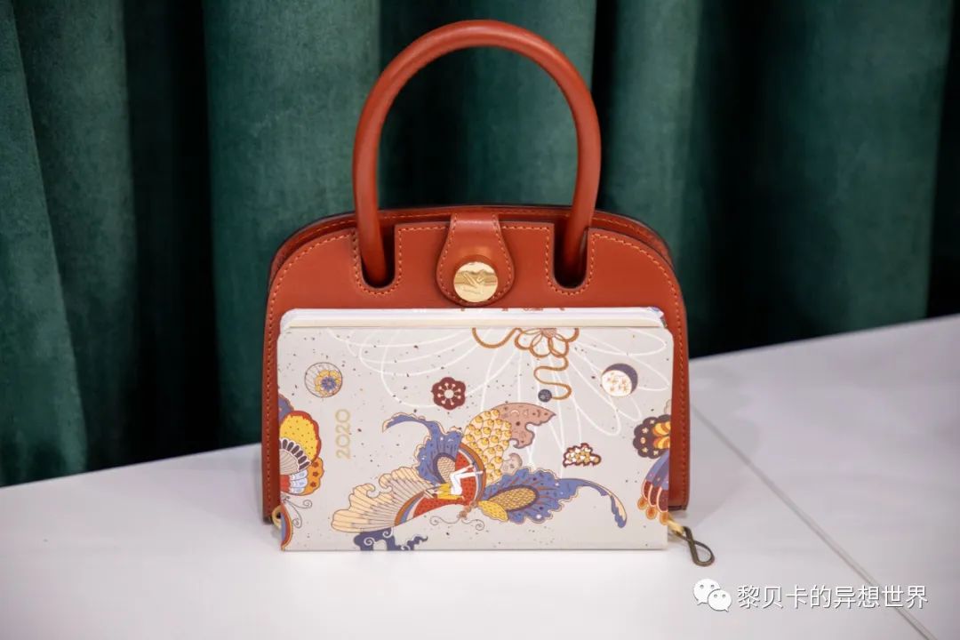 一年四季都可以背的包包性价比高,这9款包包每次背都被人说很好看