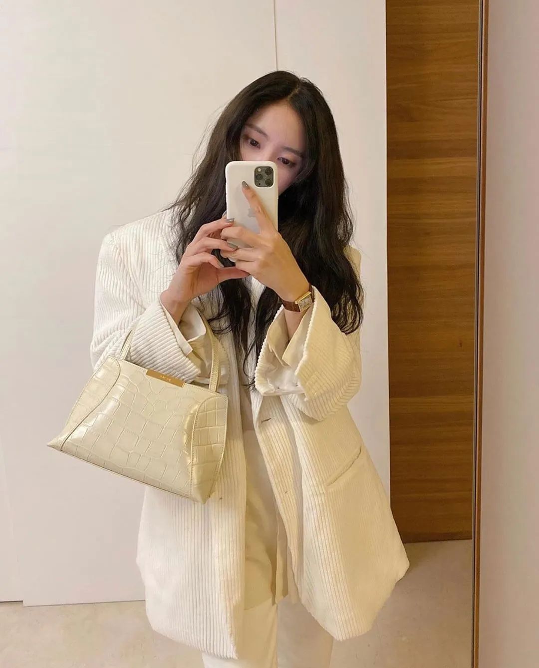 一年四季都可以背的包包性价比高,这9款包包每次背都被人说很好看