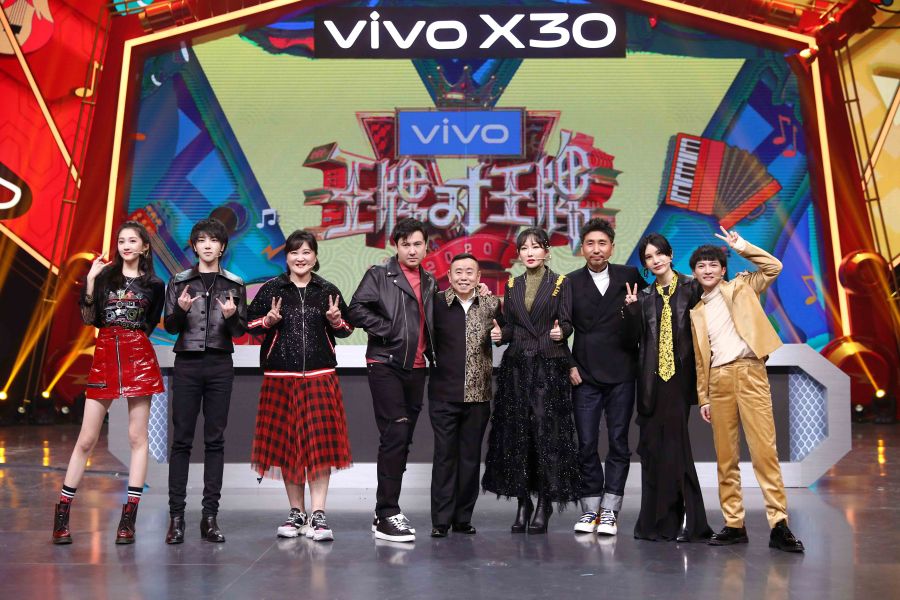 华晨宇尚雯婕合唱,周深评价萨顶顶华晨宇