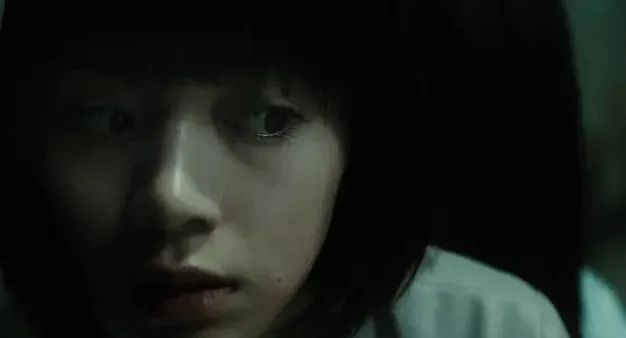 美人计|因胸太大被全网*制抵**，这位日剧女主角实惨