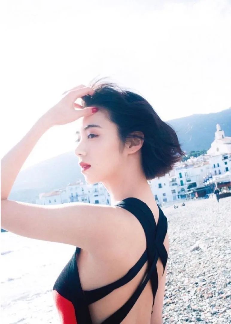 美人计|因胸太大被全网*制抵**，这位日剧女主角实惨