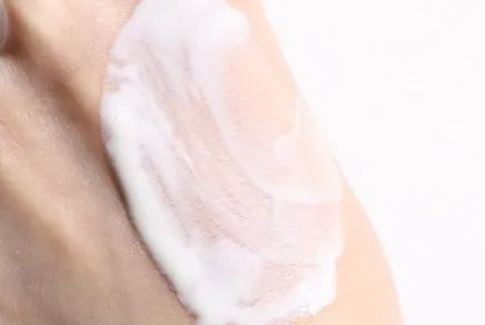 安耐晒防晒霜网红测评,安热沙网红防晒霜