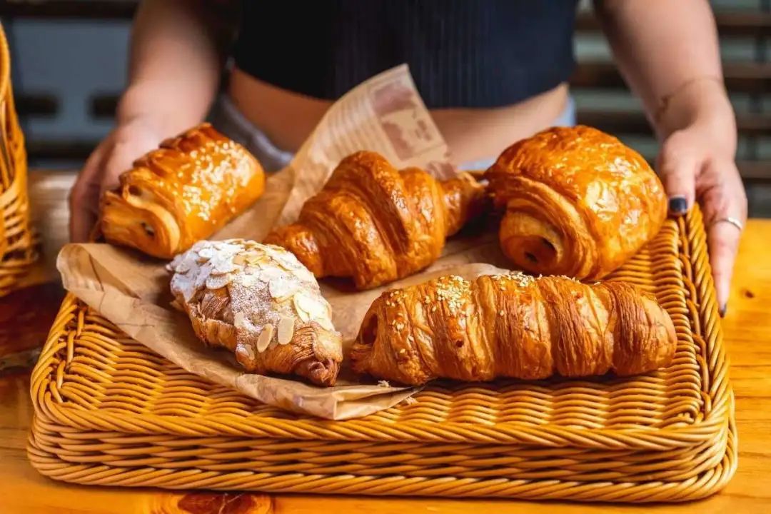 我们为什么离不开面包（内含福利）丨寻味