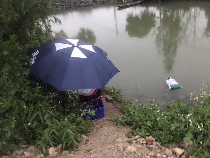 钓鱼独行者,野钓独行者