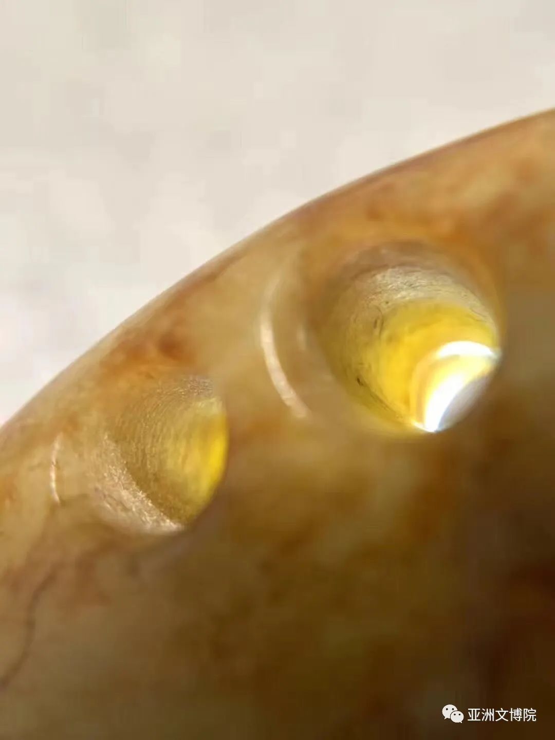 亚博：宅家，江湖、江湖！佳士得1536万的玉龙被鉴评为赝品？