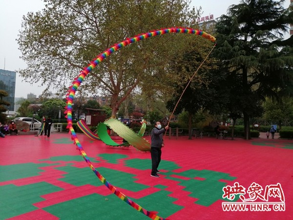 洛阳市涧西区：‘服务脚下’工程让群众乐开花