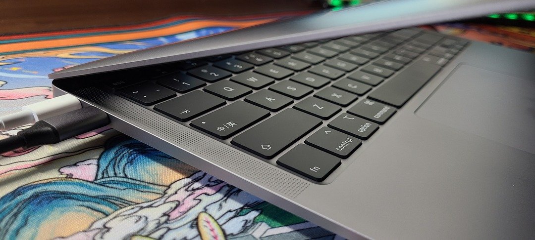 我为什么要买es,使用了几年的macbookair