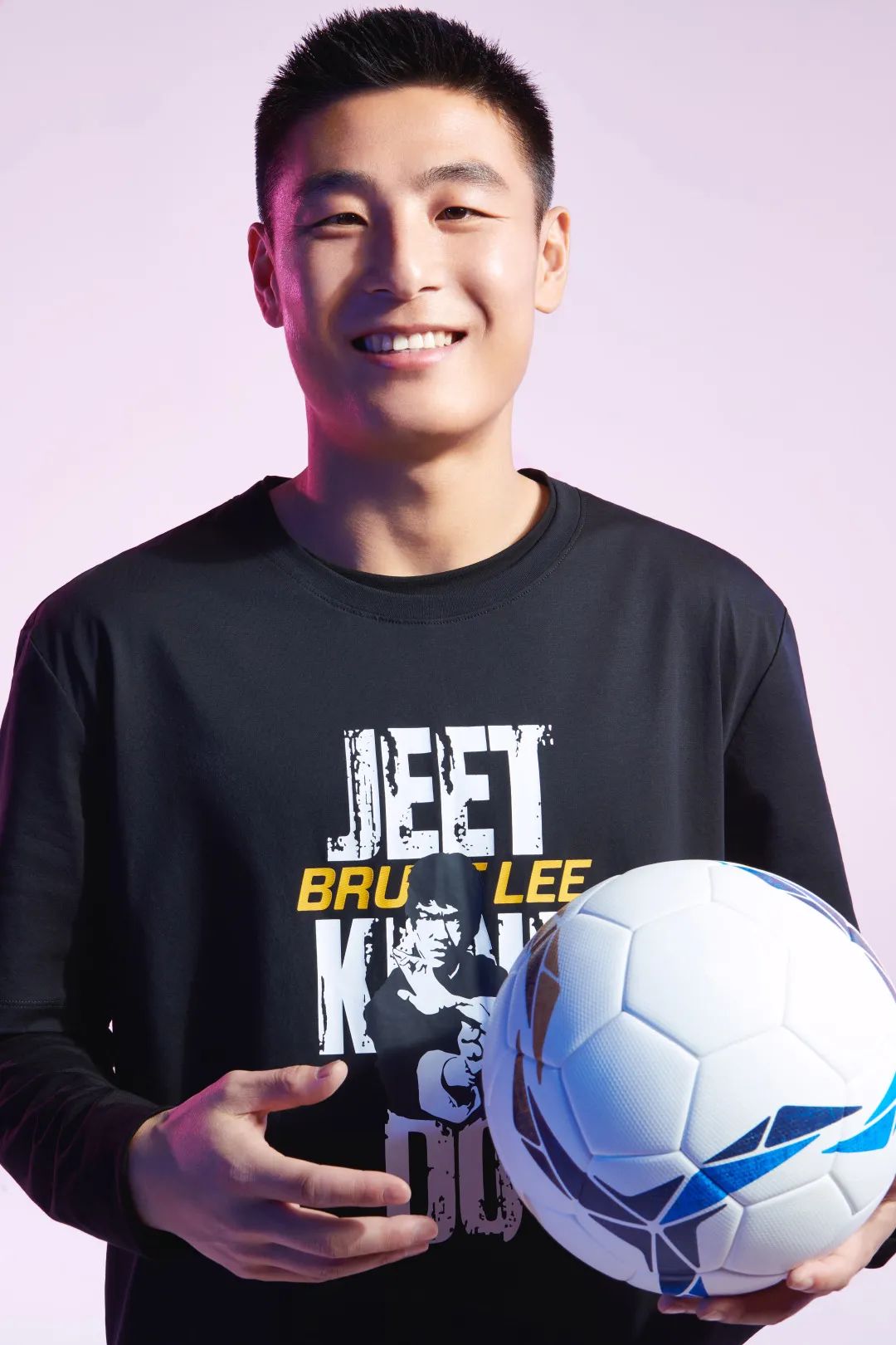 李小龙：中国人不是病夫