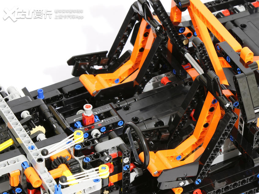 路虎卫士299,最新款的路虎卫士多少钱