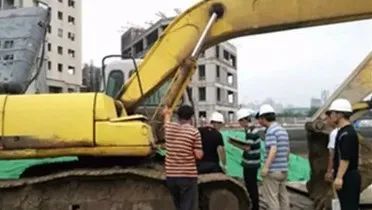 徐工挖掘机新机报价,徐工厂家挖掘机价格表