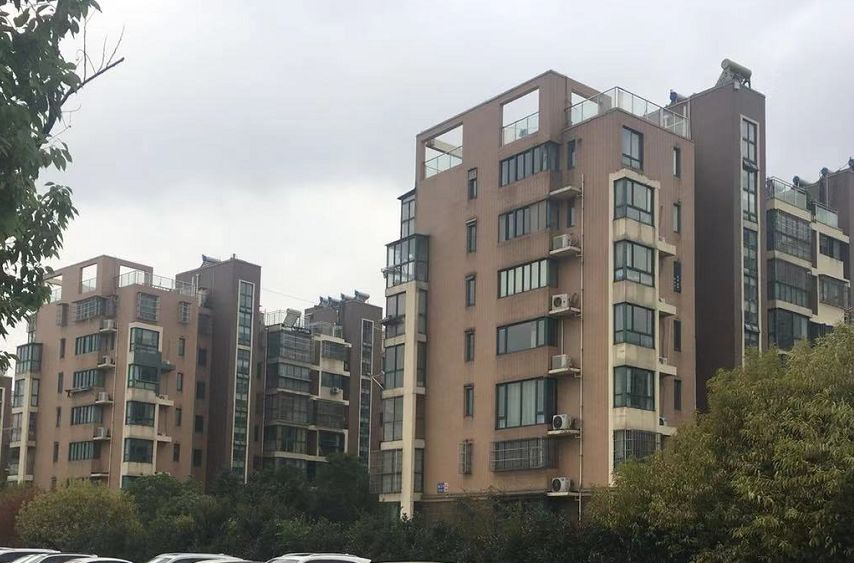 南京主城区300万学区房环境好,名校地铁周边房子升值空间大吗