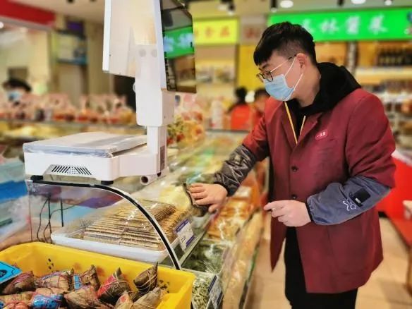 复市后的老字号餐馆们怎么样了?你们的小笼锅贴汤团馒头还好伐?