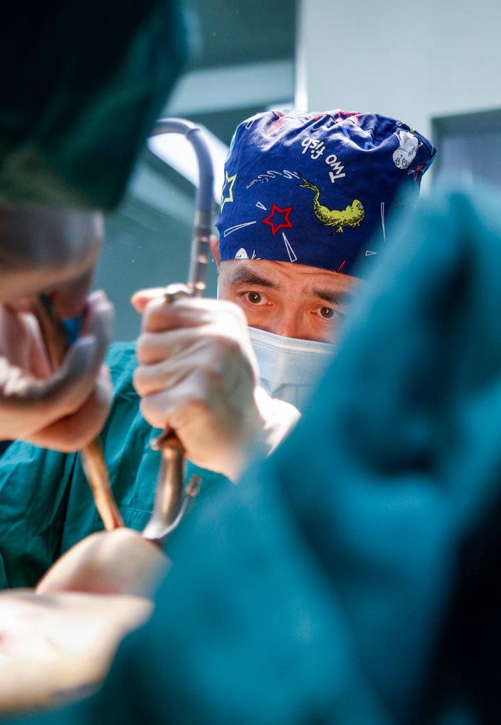 丰胸瘦身整形手法图解,隆胸最安全的丰胸方式