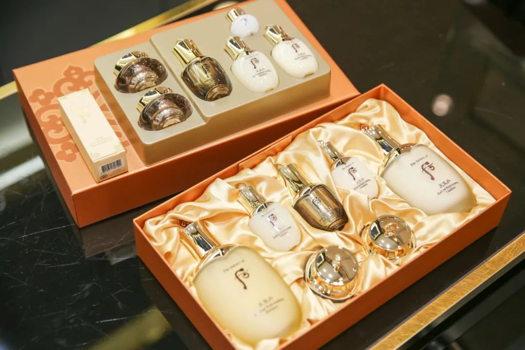 集美们注意！本周末这里买化妆品超值！还有1000+美妆小样免费送