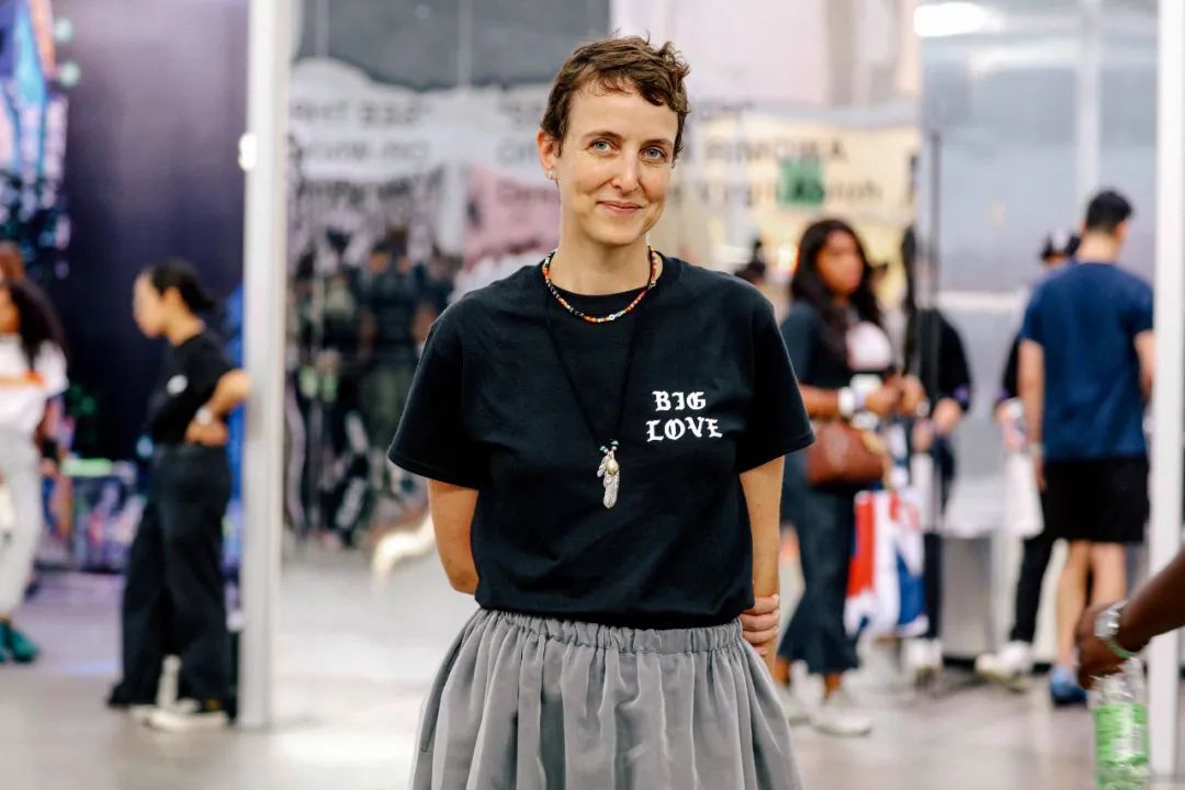 在优衣库买了件c类裤子,在优衣库买衣服用港币