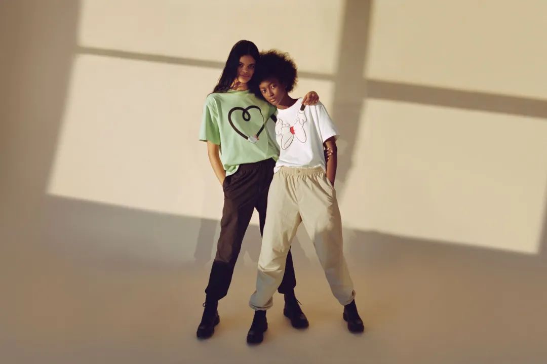 在优衣库买了件c类裤子,在优衣库买衣服用港币