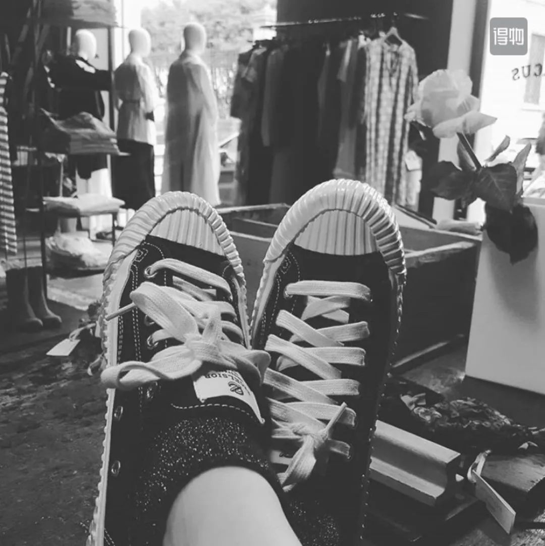 球鞋还得看搭配小众的宝藏鞋款,新款球鞋推荐高颜值性价比高