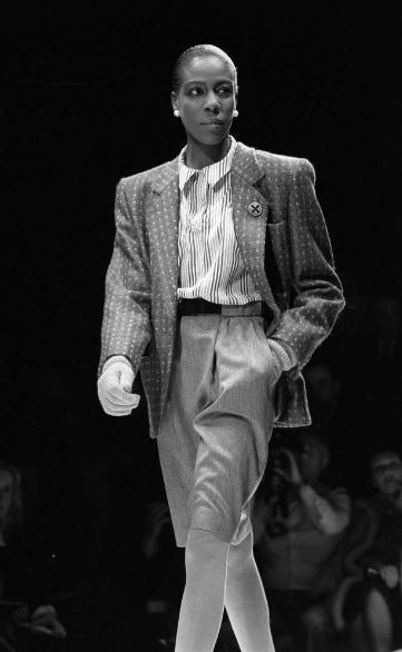 杨幂刘诗诗她们帅起来基本上没男人什么事了